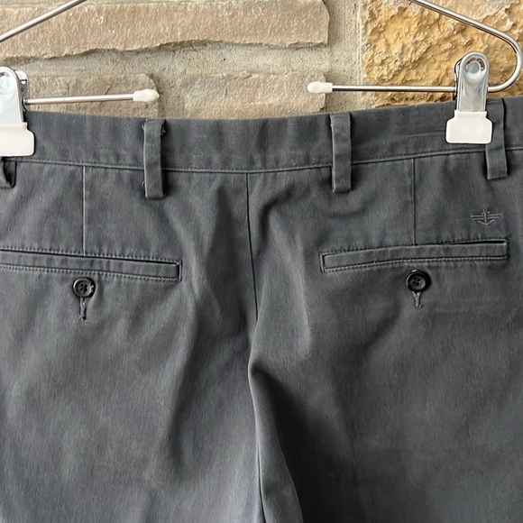 Dockers Gray Easy Khaki Pants Size 32x34 - Picture 9 of 13